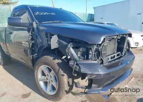 2013 Ram 1500 Express из США, поврежденный, VIN 3C6JR6AT3DG588653